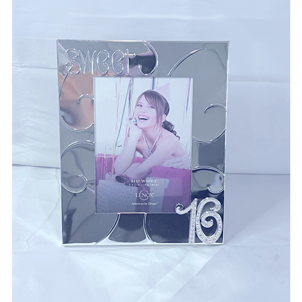 NWOB Lenox Silver Sweet 16 Photo Frame